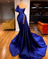 Vestido de fiesta largo de sirena azul real con abertura de diseñador